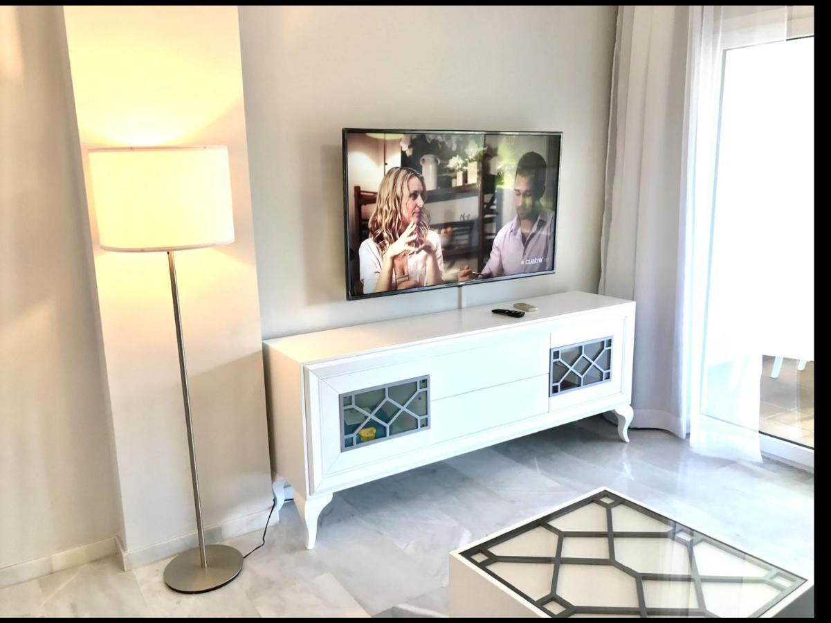 Mi Capricho 3-5 Beachfront- Apartment With Sea Views In Costa Del Sol Ситио-де-Калаонда Экстерьер фото